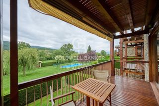 Affitto Piccolo appartamento  Avenue du lac. Apartamento con terraza y vistas