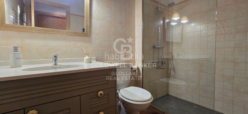 Foto 13f31da1-fdf7-4501-8555-17d8e5843481. Lloguer planta baixa amb xemeneia calefacció a Err