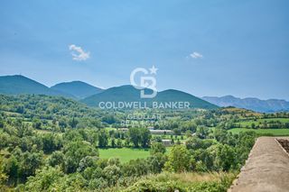 Reihenhaus  Carrer esglesia,ag. montella. Casa esquinera en montellà con magníficas vistas