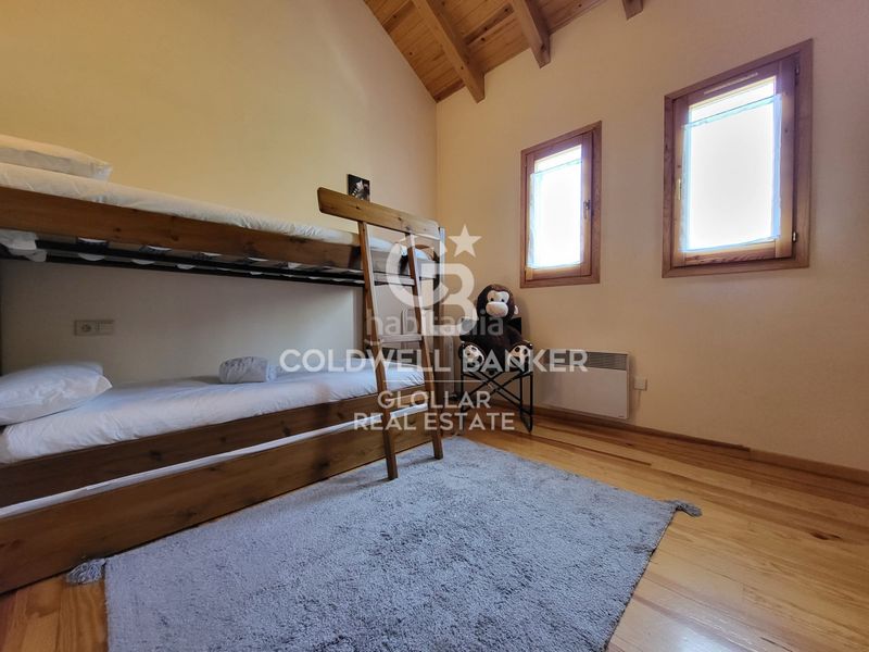 Foto d00be1bb-91f2-4d60-9746-50936ac4405e. Affitto casa a schiera con camino riscaldamento parcheggio in Osseja