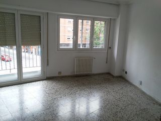 Pis  Camino de las torres. Piso en camino de las torres,con buenas vistas,luminosa vivienda