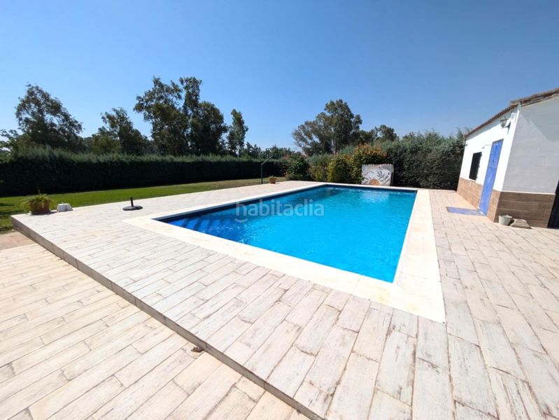 Foto e67365ec-5a2a-4709-aac3-4994f4881782. Casa amb piscina a Valverde de Mérida
