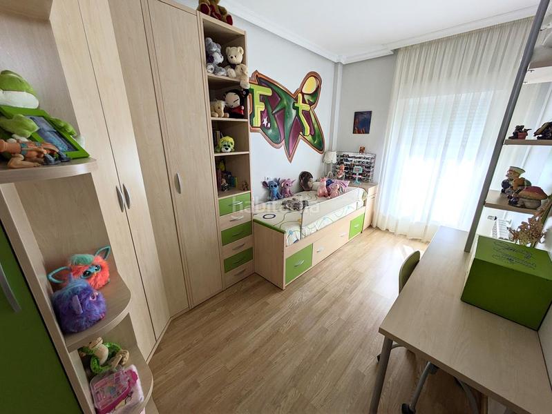 Foto b952d2ef-580b-4dac-94e3-943b2c50a762. Casa con parcheggio in Este Mérida