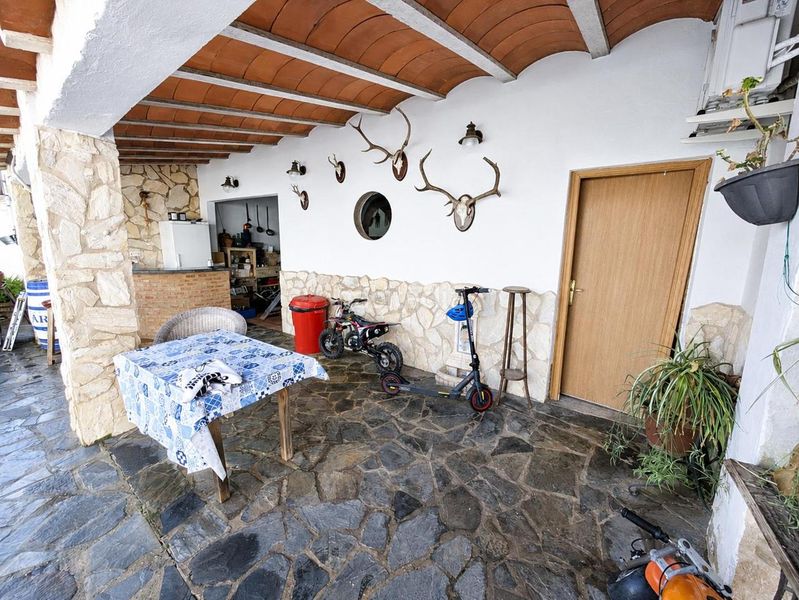 Foto 6e02e55f-8717-4039-8c34-8971dd2a2ca0. Casa amb piscina a Don Álvaro