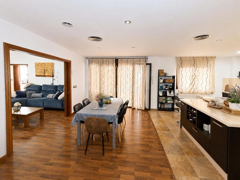 Foto 42bd5a9f-9497-4e90-9c5e-1772acad8057. Casa amb aparcament a Sur Mérida