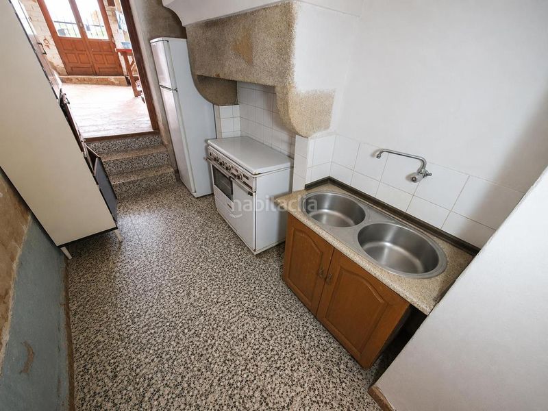 Foto c6481ae9-a8a4-4a9e-84e2-d3f08af625a7. Casa a Alcuéscar