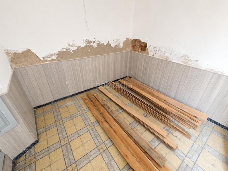 Foto f262560d-b0d5-4347-a195-5c559cc00244. Casa amb aparcament a Alange