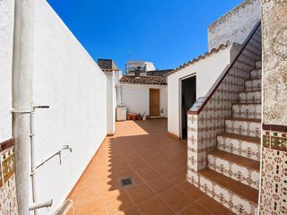 Casa en Zarza (La). Casa con patio en la zarza