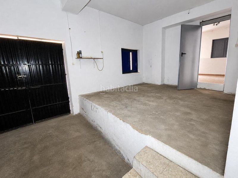 Foto 57cfb6a9-2016-46a0-9211-0cc7ef9ff517. Casa amb aparcament a Oliva de Mérida