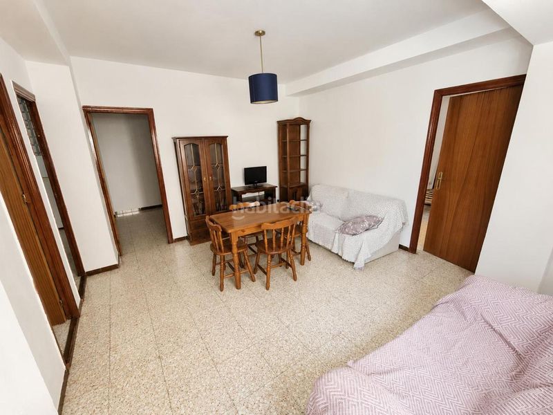 Foto bd024aad-60d3-4a78-9a36-383840c41679. Casa amb aparcament a Oliva de Mérida