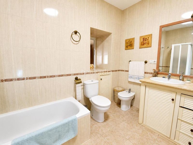Foto 0e1a3685-787a-4675-8252-6640d92df469. Casa amb piscina a Garrovilla (La)