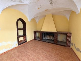 Haus  Calle iglesia. Casa con cochera y buhardilla en calamonte