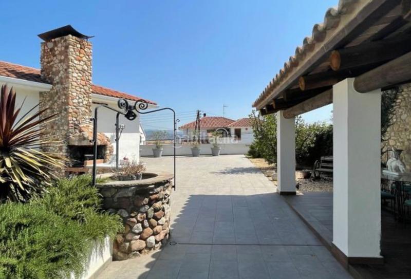 Foto 1b469a3b-1d49-416a-a30a-6d13bc694f36. Chalet mit parking pool in Sentmenat