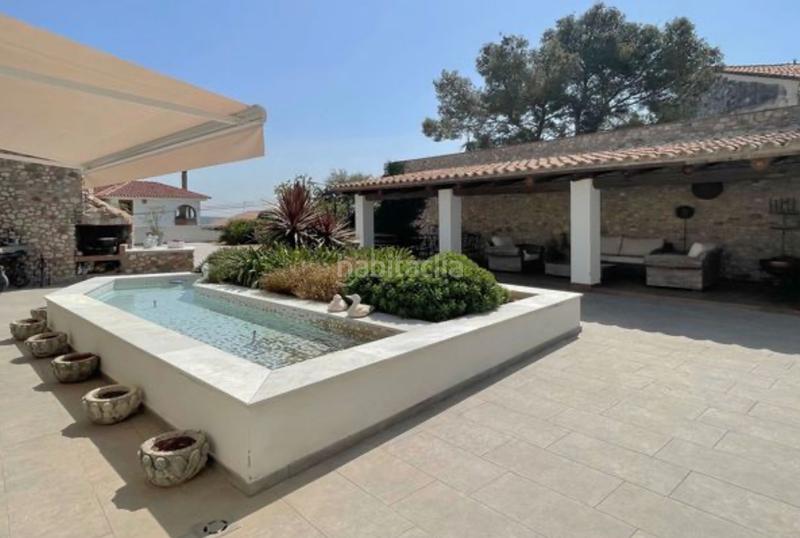 Foto c9833a79-bf41-4a63-856d-b50520f103a2. Chalet mit parking pool in Sentmenat