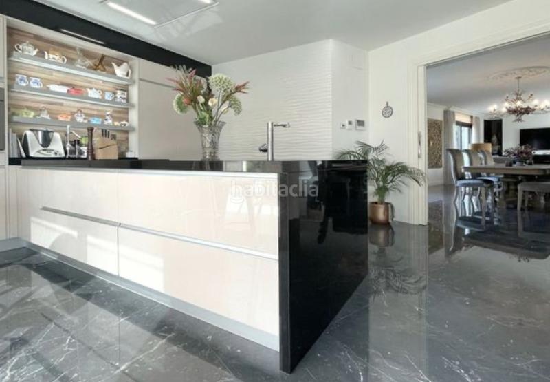 Foto f48edfc9-7807-48ea-99b6-fb619a8598a9. Chalet mit parking pool in Sentmenat