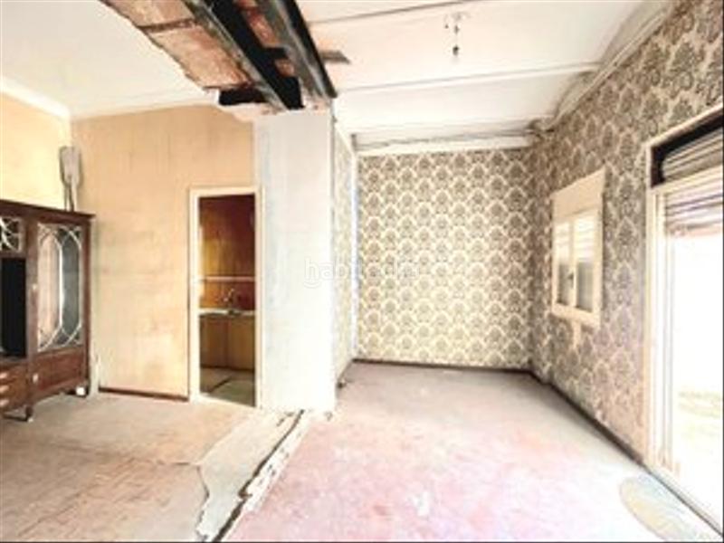 Foto 40c67d40-8efa-4529-b42d-29f724df9c68. Planta baja en Manresà Badalona