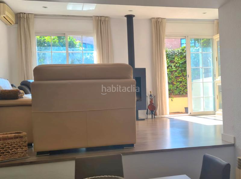 Foto e5918d65-8d9f-4d71-9585-c4454aaada6b. Casa a schiera con camino riscaldamento parcheggio piscina in Sant Cugat del Vallès