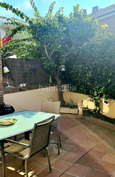 Foto 74498e46-d3fd-4b8d-8cc6-186ac570d6df. Casa adossada amb xemeneia calefacció aparcament piscina a Sant Cugat del Vallès