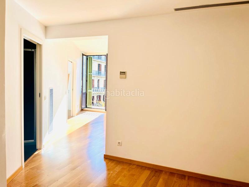 Foto bc8cf5e5-09be-402f-9273-e7111352a5e1. Flat with heating in L´Antiga Esquerra de l´Eixample Barcelona
