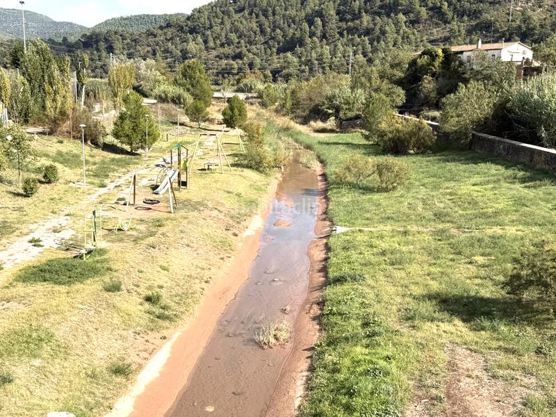 Foto 1d6530b0-dd59-4ace-998a-c4d5b4371207. Piso en barri colonia aramburu 25 en Cardona