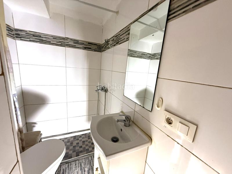 Foto a0688b67-52f6-4205-bc78-970bd5c93cd7. Piso en barri colonia aramburu 25 en Cardona