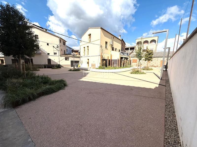 Foto dd66e38a-4397-4301-86cb-04d1986f3978. Piso en barri colonia aramburu 25 en Cardona