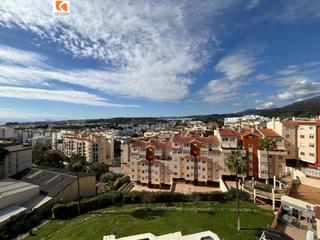 Apartamento en Centro. Apartamento en venta en los reales estepona