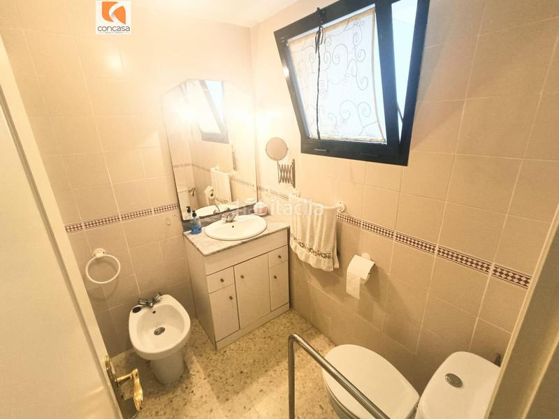 Foto 02accea9-74b3-4a3f-ad31-1f9261e30ee3. Apartamento piso en venta en primera linea de playa en san luis de sabinillas en Manilva