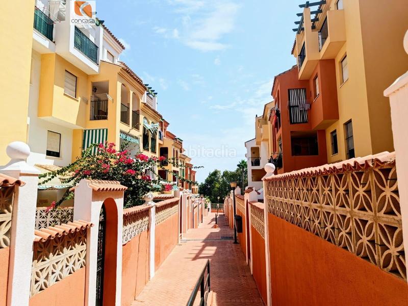 Foto 14b0bd8d-6efc-43d4-83e7-46e4c5c93212. Apartamento piso en venta en primera linea de playa en san luis de sabinillas en Manilva