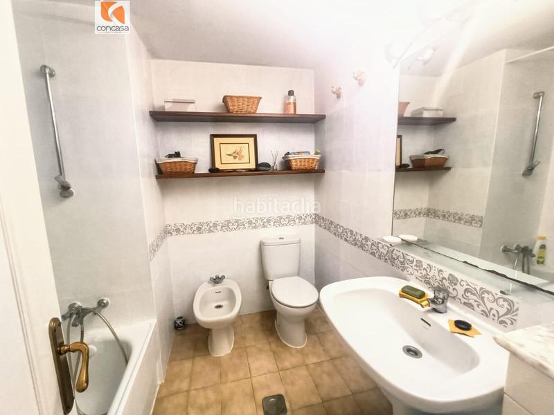 Foto 3a0dd948-ba02-49d6-8b33-10406b9de1d6. Apartamento se vende apartamento frontal al mar en Estepona