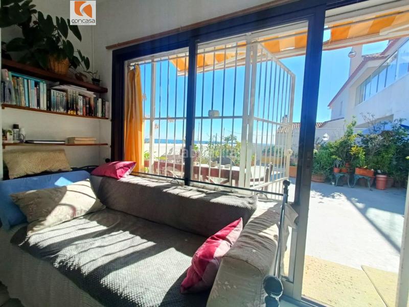 Foto a4602226-ab73-4c86-9154-00888cecbcdd. Apartamento se vende apartamento frontal al mar en Estepona