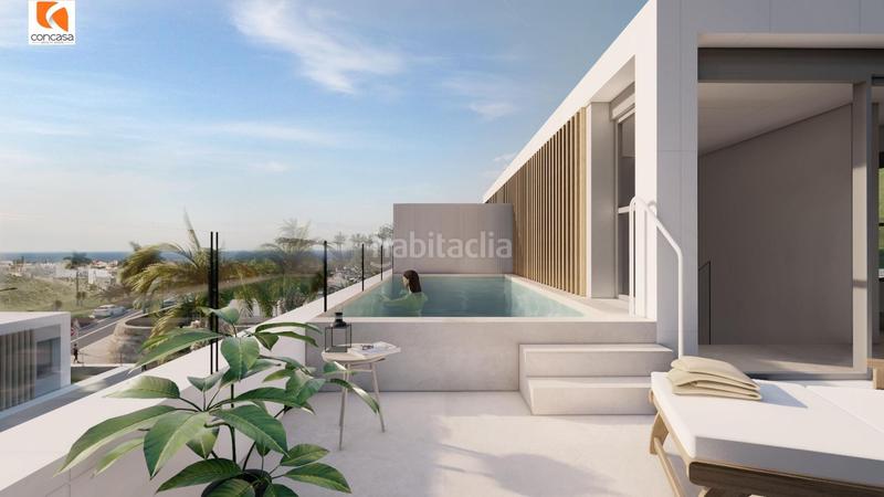 Foto cd009c92-74fa-48c8-a094-49974e01580c. Casa pareada villa pareada en venta junto al mar y golf en Estepona