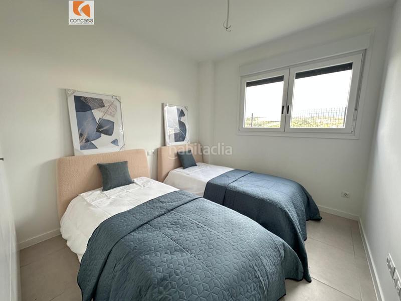 Foto 4cda9897-3683-40ac-bd13-ad02e46831db. Planta baja apartamento de 2 dormitorios con jardín en Estepona