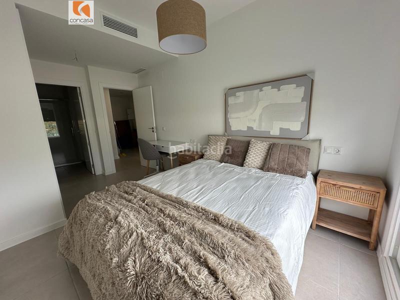 Foto 7085d412-68a0-4435-978c-e82ee33291f0. Planta baja apartamento de 2 dormitorios con jardín en Estepona