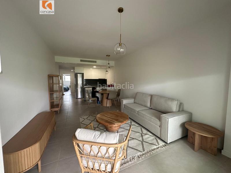 Foto d705a8d0-2148-4e2f-a942-7fccef8e3e7c. Planta baja apartamento de 2 dormitorios con jardín en Estepona