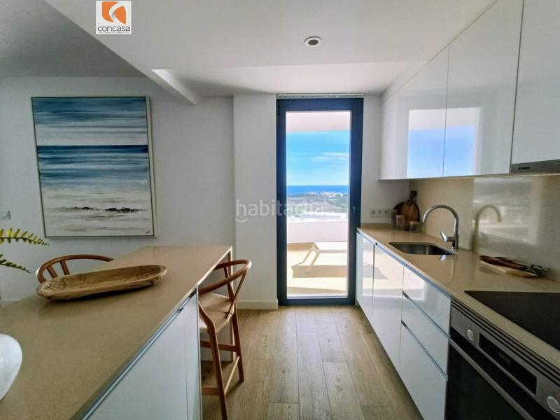 Foto d36508cc-164e-47bb-bf97-3eb05fb76928. Apartamento  de 3 dormitorios en la gaspara en Estepona
