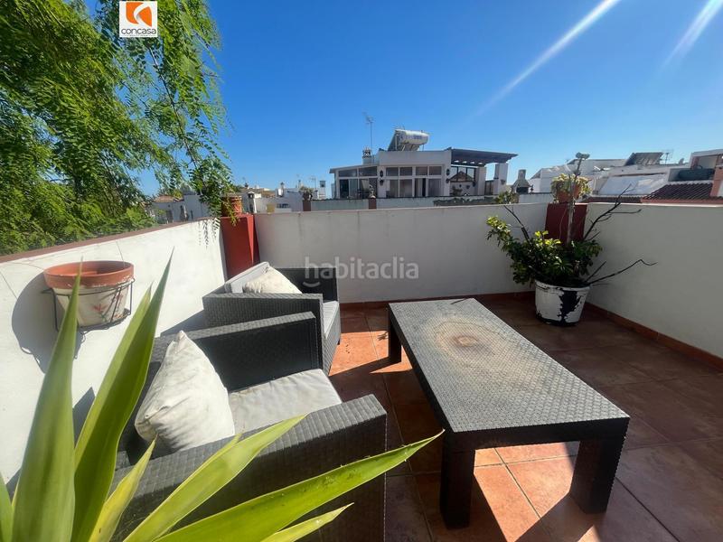 Foto aab0f9b0-07ef-437c-9dc8-a6117e0a0b09. Casa adosada casa con terraza y garaje en cancelada en Estepona