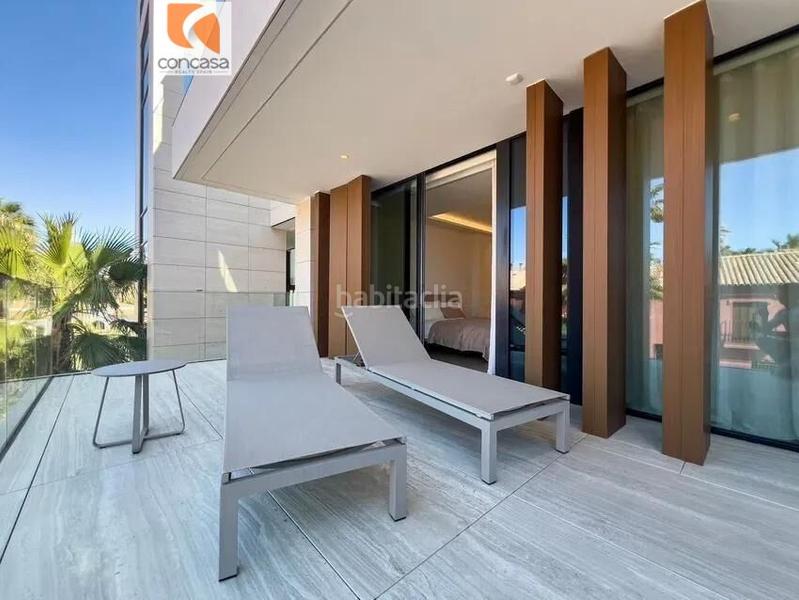 Foto 75fbef1d-dc92-40a0-bfb1-e5ea20c2b70b. Apartamento  de tres dormitorios en venta en Estepona