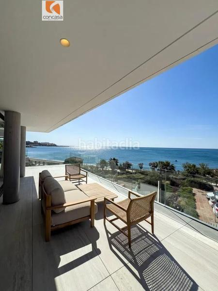 Foto 88bedc24-e70c-4eb0-be3d-61cd7c7f75d3. Apartamento  de tres dormitorios en venta en Estepona
