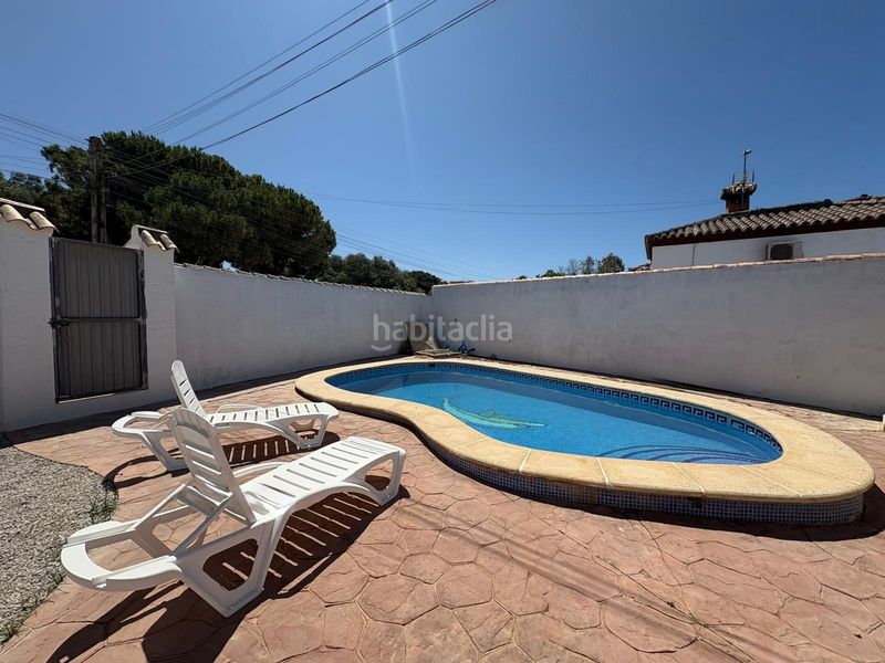Foto ad0d3912-c1db-4195-8586-55caa1ec8048. Chalet con riscaldamento parcheggio piscina in Las Lagunas - Campano Chiclana de la Frontera