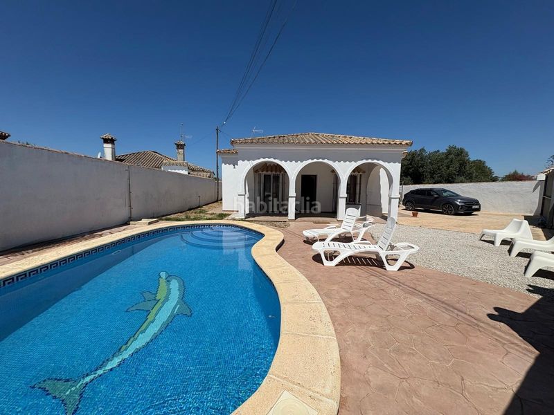 Foto cab0f50d-4958-4810-bc91-1f343bbdda0d. Chalet con riscaldamento parcheggio piscina in Las Lagunas - Campano Chiclana de la Frontera
