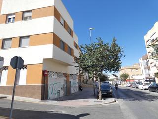 Local Comercial en Núcleo urbano