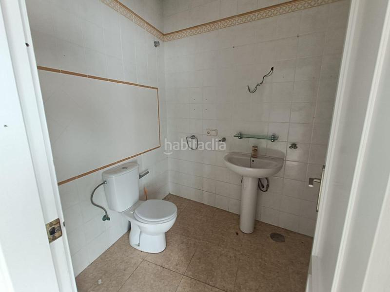 Foto 1e1cadbb-a8f3-49f0-b9d0-735c9f1e7a6e. Local comercial local centrico en venta en Núcleo urbano Chiclana de la Frontera