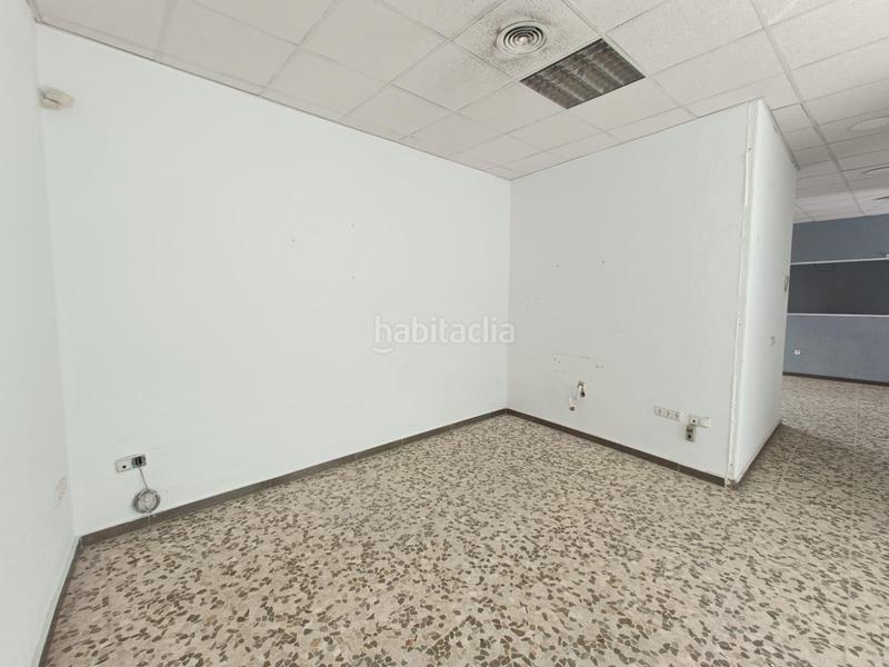 Foto 295f2282-8da6-40fc-a06e-e9bc779a853d. Local comercial local centrico en venta en Núcleo urbano Chiclana de la Frontera