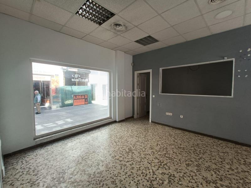Foto 9f831746-0545-4a86-9e59-abc08af003c2. Local comercial local centrico en venta en Núcleo urbano Chiclana de la Frontera