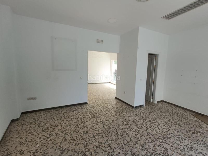 Foto d0cf5e66-cbf8-4fd5-a188-70d5e1694c0a. Local comercial local centrico en venta en Núcleo urbano Chiclana de la Frontera