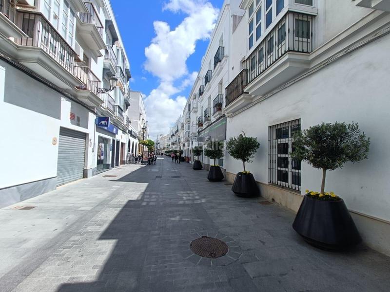 Foto e7a26b01-21f4-4954-876f-8ed555aa50b6. Local comercial local centrico en venta en Núcleo urbano Chiclana de la Frontera