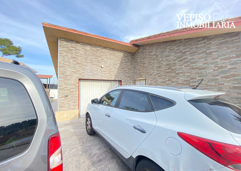 Foto 2c1ea62d-e6fc-4186-ab20-11b428244ff8. Casa adosada la mejor oferta del mercado para comprar un hogar que lo tiene todo en Arganda del Rey