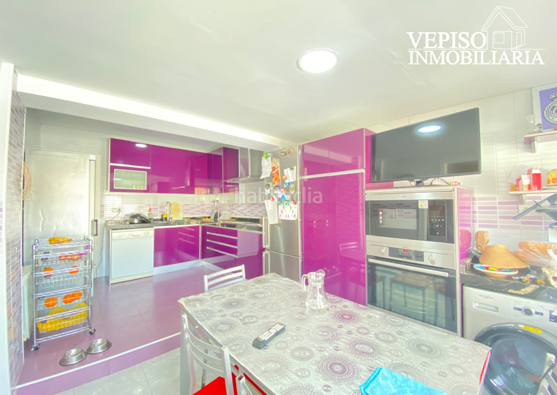 Foto f0195e42-74e0-492f-abe7-2dc76e0ae77c. Casa adosada la mejor oferta del mercado para comprar un hogar que lo tiene todo en Arganda del Rey