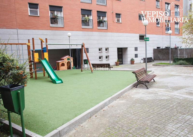 Foto a3b92c7b-9081-4d94-b3cb-454bbcc28e29. Apartament amb calefacció piscina a Acacias Madrid